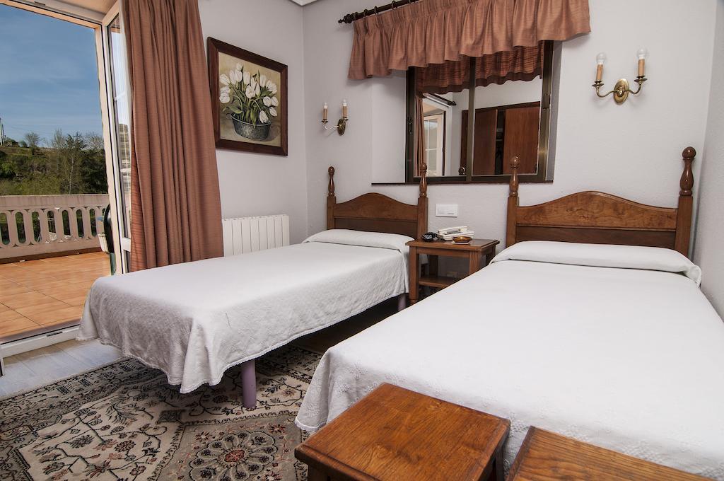 Riodeva Hotel Unquera Bilik gambar